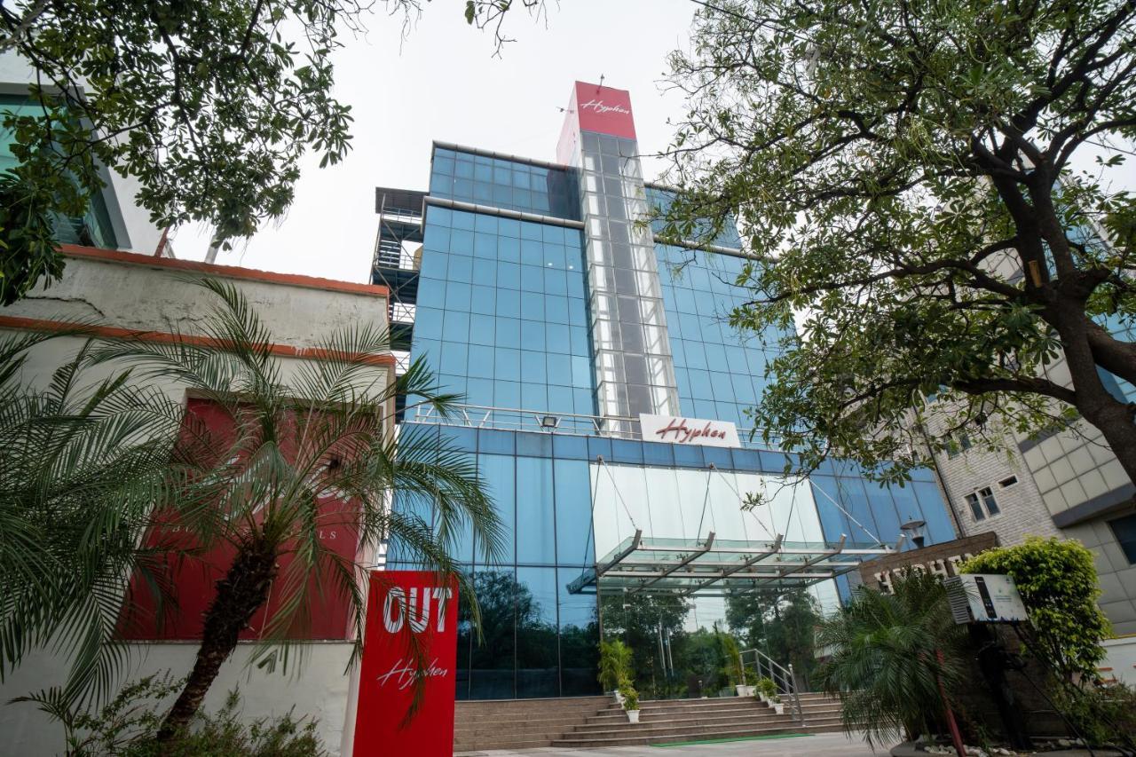 Hyphen Business Hotel نويدا المظهر الخارجي الصورة