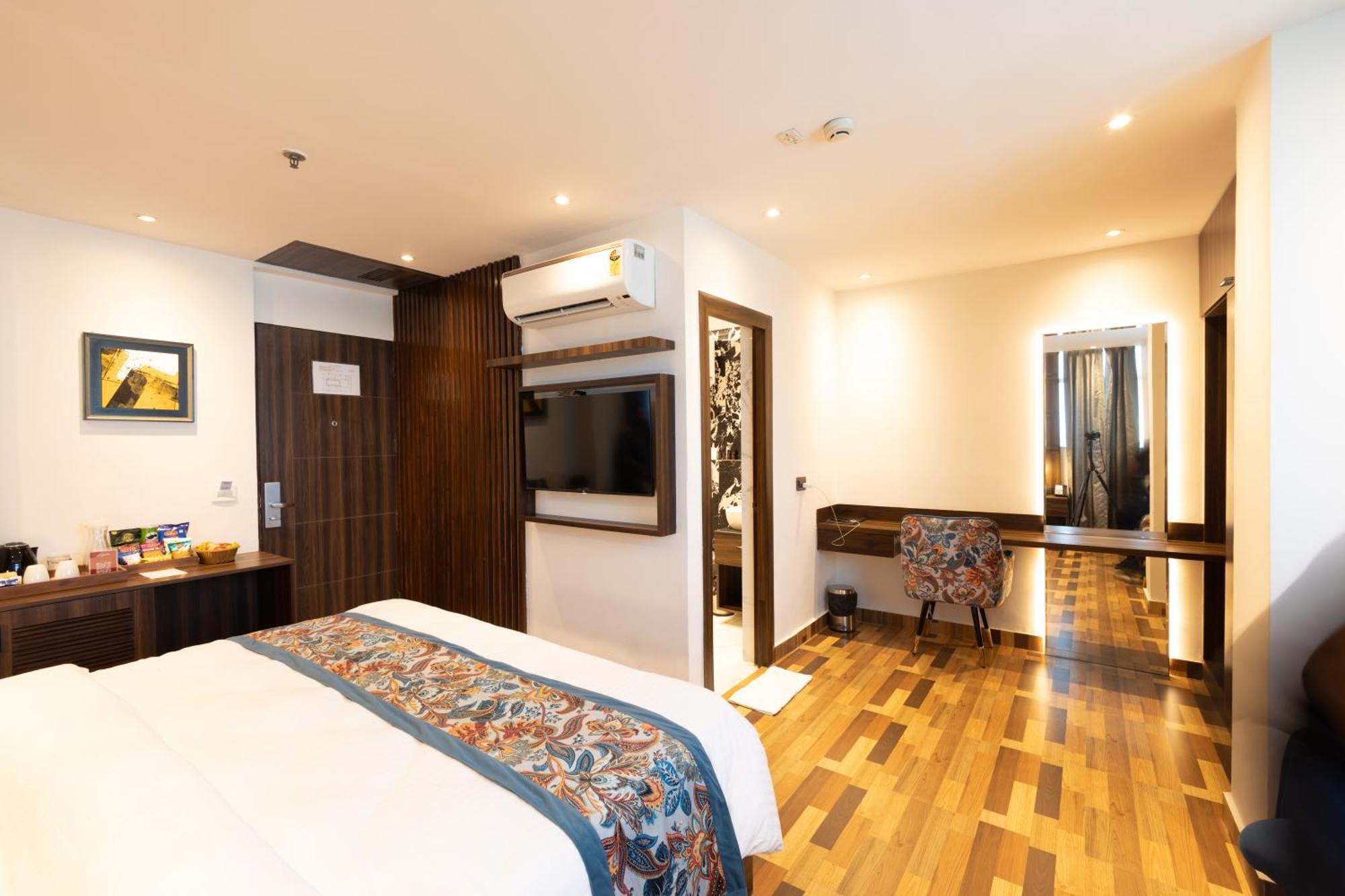 Hyphen Business Hotel نويدا المظهر الخارجي الصورة