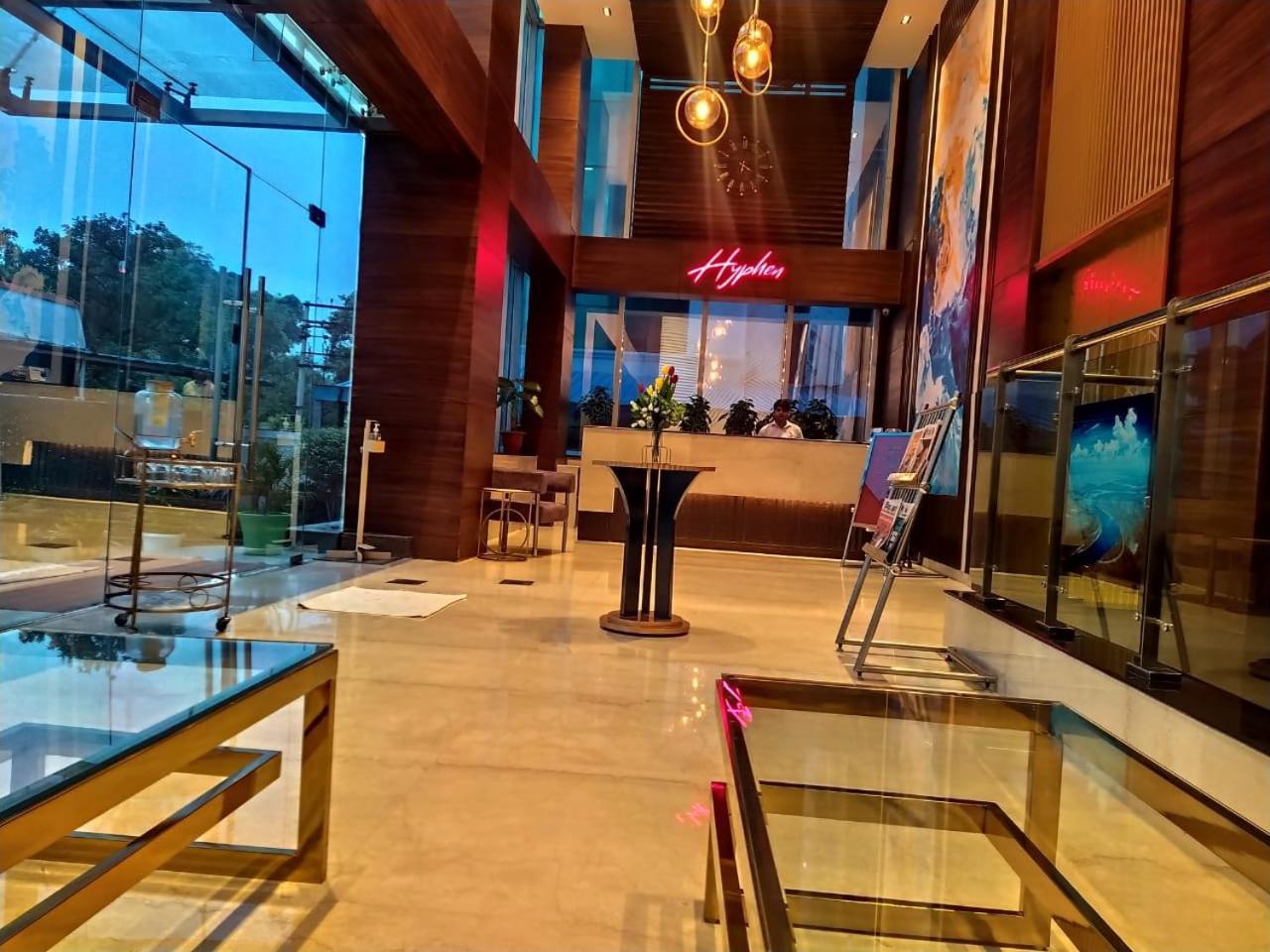 Hyphen Business Hotel نويدا المظهر الخارجي الصورة
