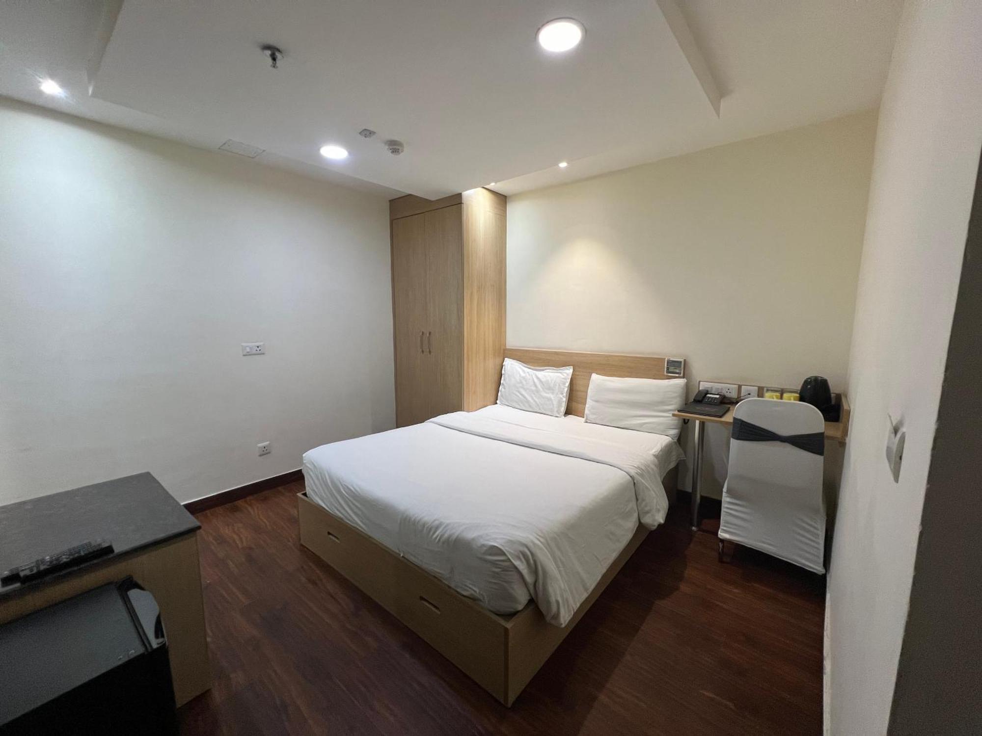 Hyphen Business Hotel نويدا المظهر الخارجي الصورة