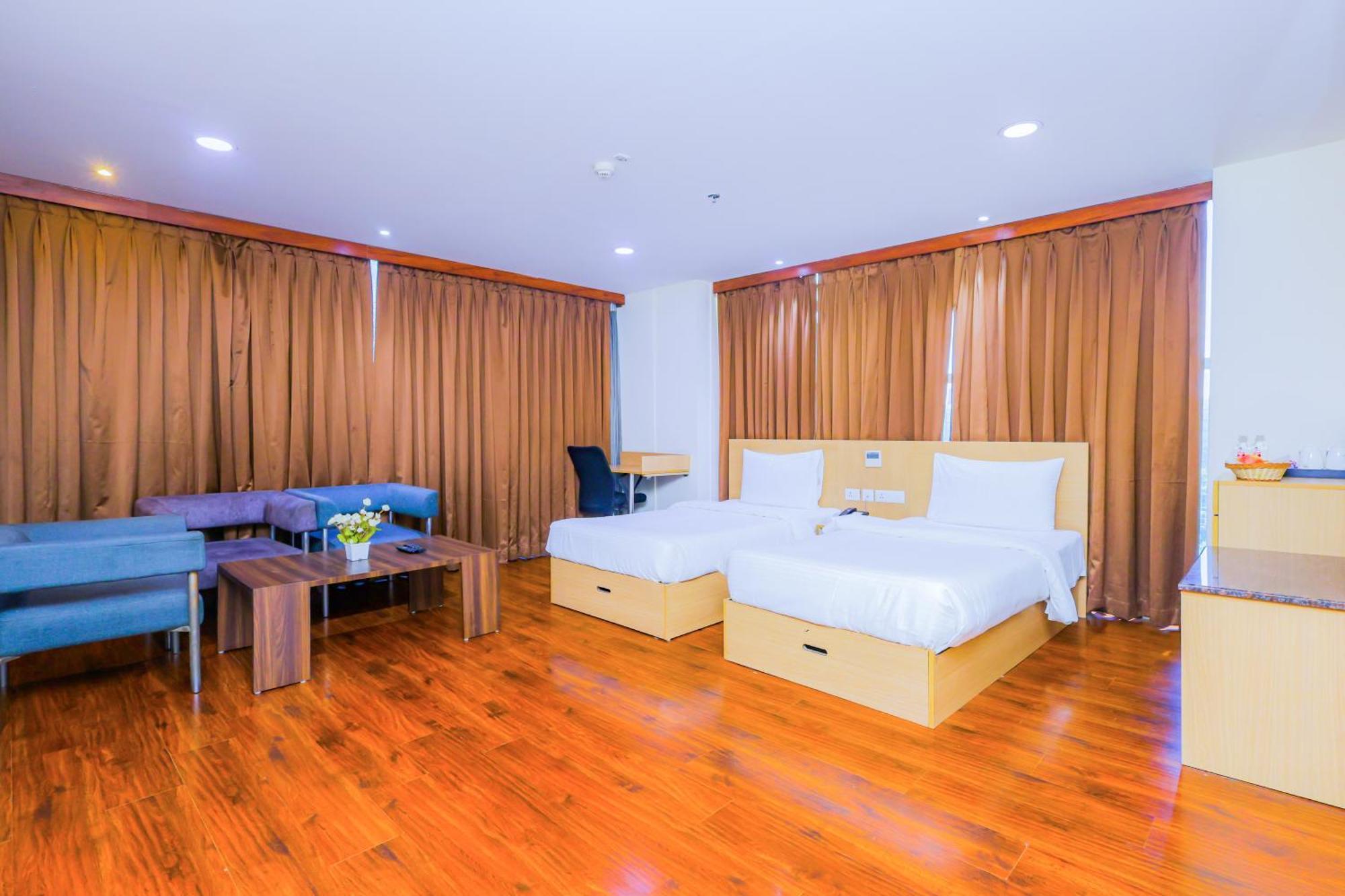 Hyphen Business Hotel نويدا المظهر الخارجي الصورة