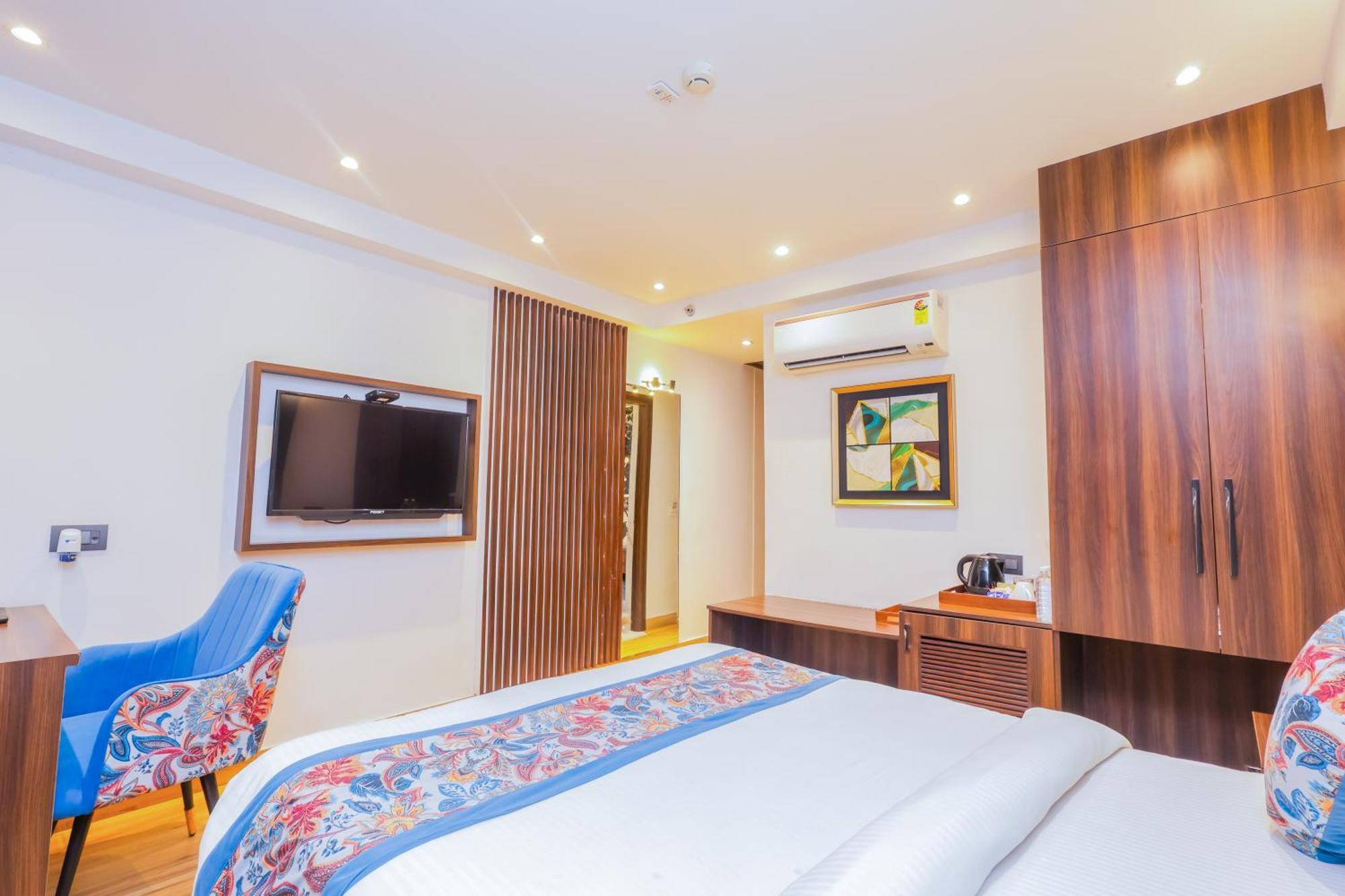 Hyphen Business Hotel نويدا المظهر الخارجي الصورة