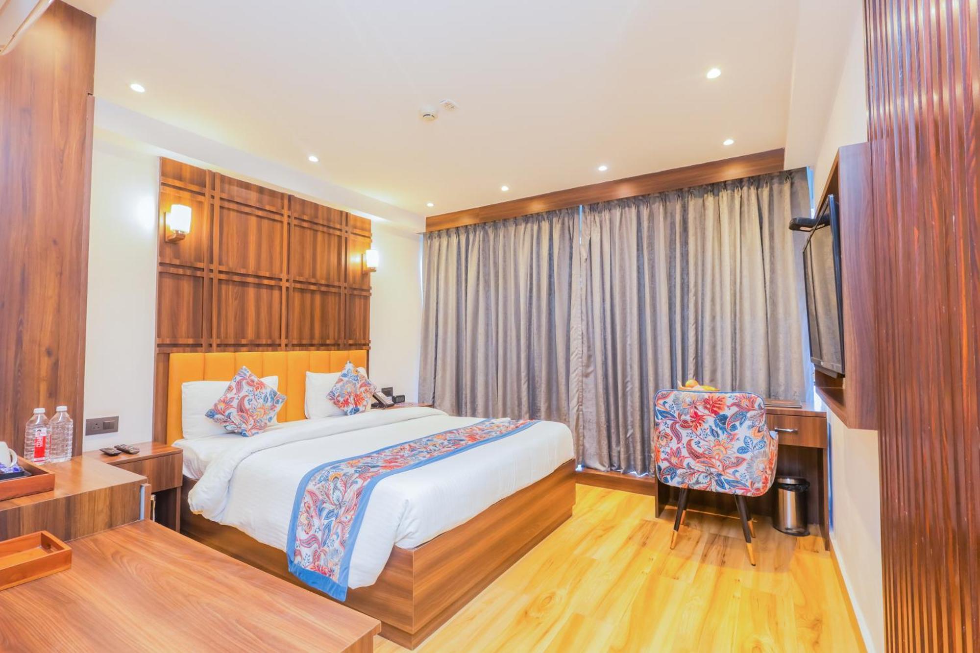 Hyphen Business Hotel نويدا المظهر الخارجي الصورة