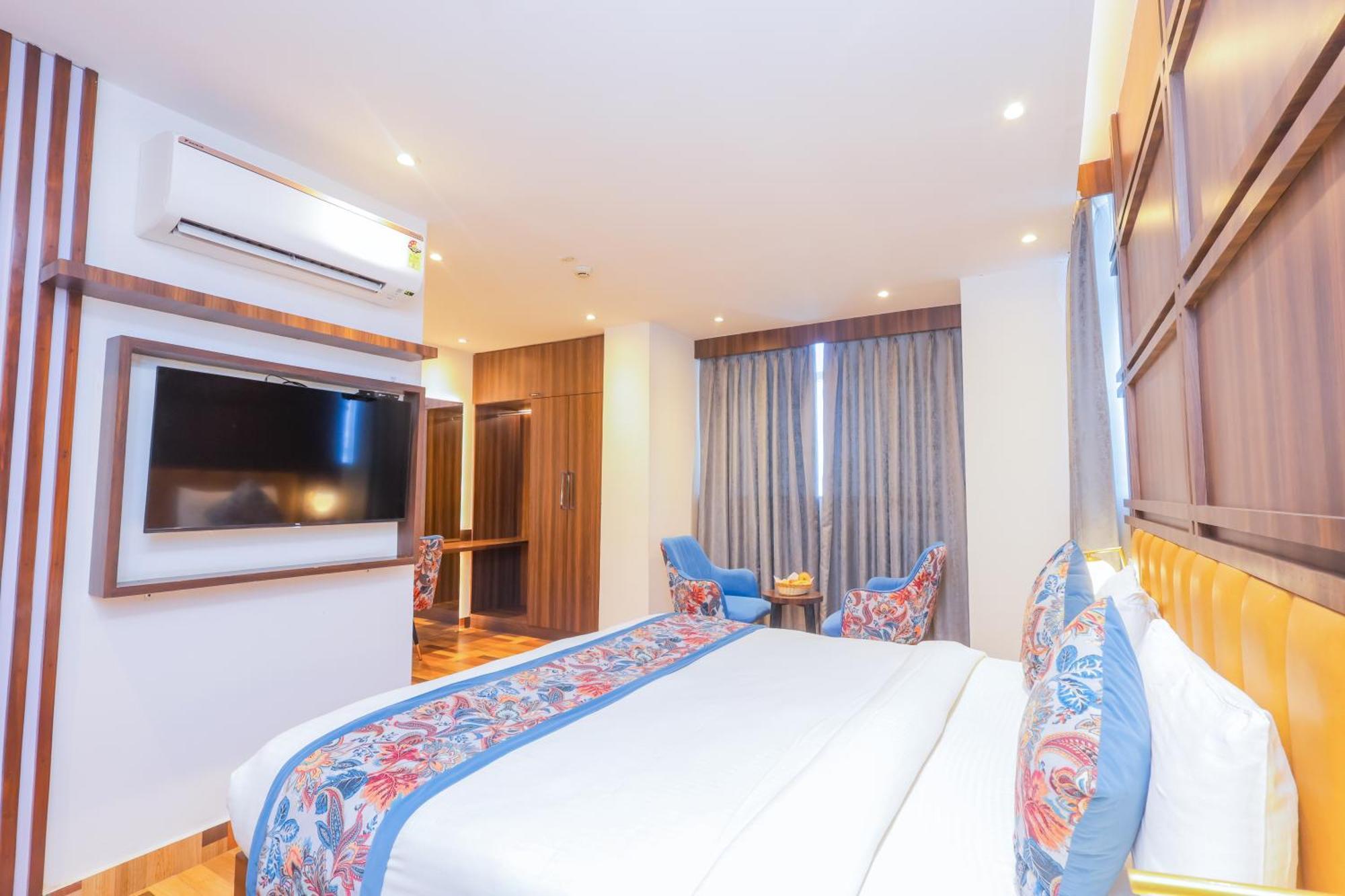 Hyphen Business Hotel نويدا المظهر الخارجي الصورة