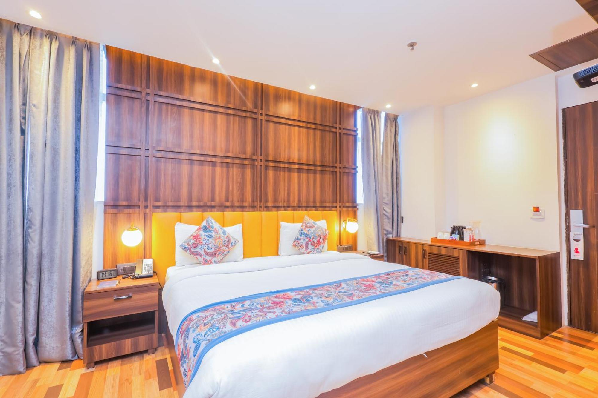 Hyphen Business Hotel نويدا المظهر الخارجي الصورة