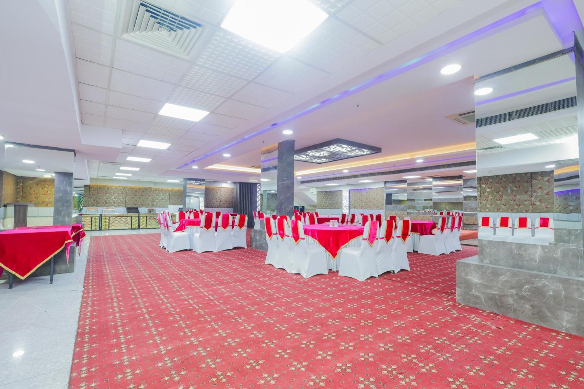 Hyphen Business Hotel نويدا المظهر الخارجي الصورة